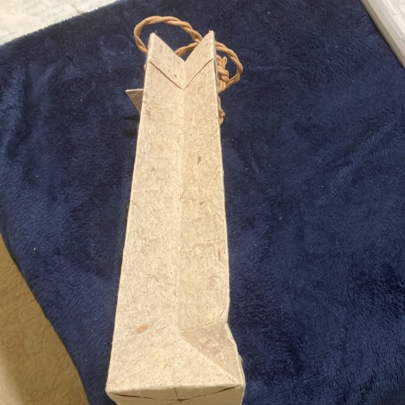 Sand Colored Textured Light Cardboard Double Wine Bottles Gift Bag - Picture 2 of 10